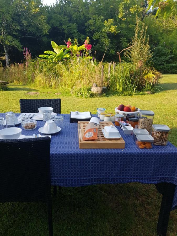 Domaine De Baise Bed and Breakfast Feugarolles Εξωτερικό φωτογραφία